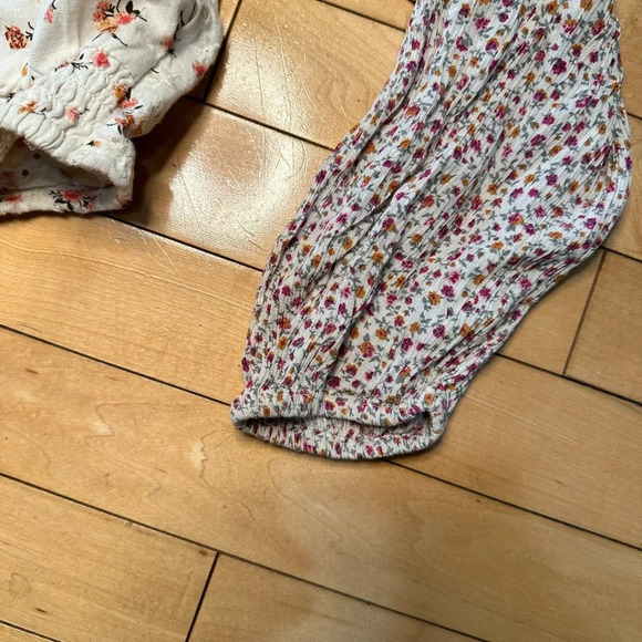 AMERICAN EAGLE Eyelet Mixed Print Cross Front Crop Top Blouse - small - Picture 8 of 8